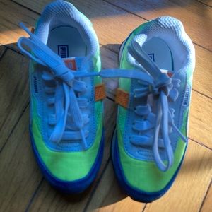 LIKE NEW! Puma boys size 11.5 sneakers